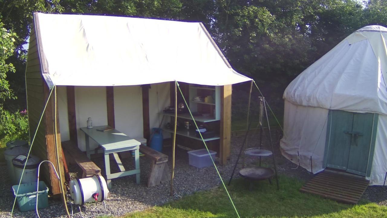 Mill Haven Place Glamping-Yurt 1 Talbenny Екстер'єр фото