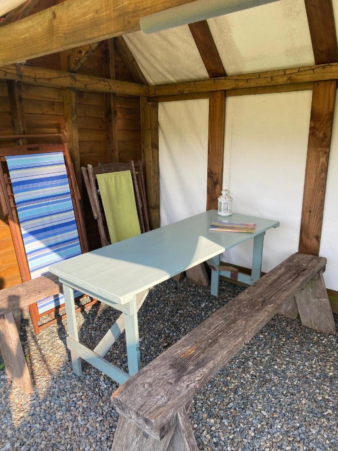 Mill Haven Place Glamping-Yurt 1 Talbenny Екстер'єр фото