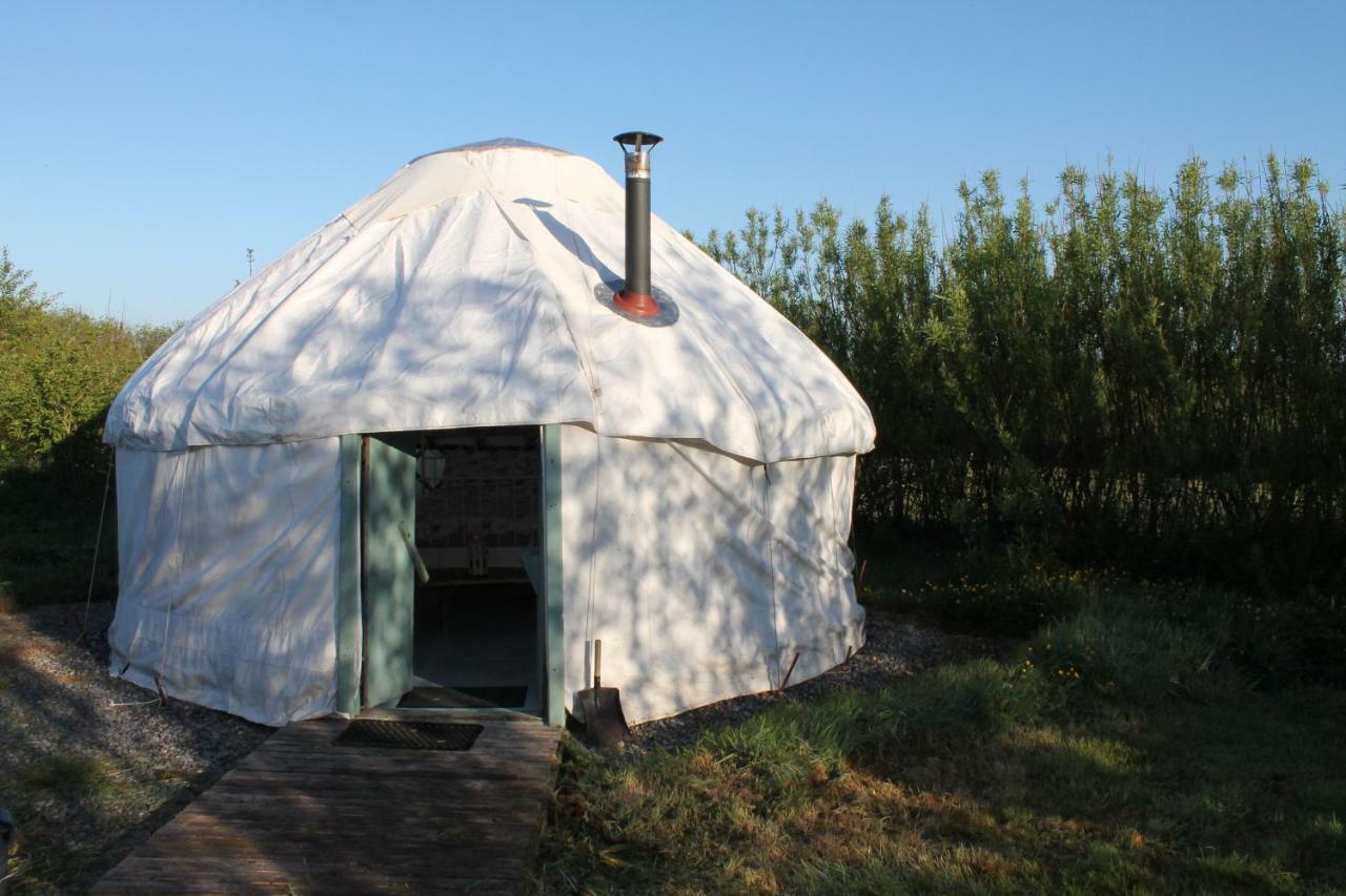 Mill Haven Place Glamping-Yurt 1 Talbenny Екстер'єр фото