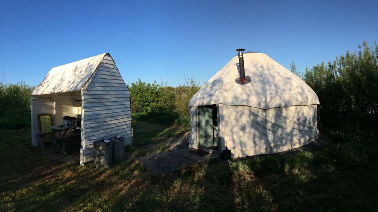 Mill Haven Place Glamping-Yurt 1 Talbenny Екстер'єр фото